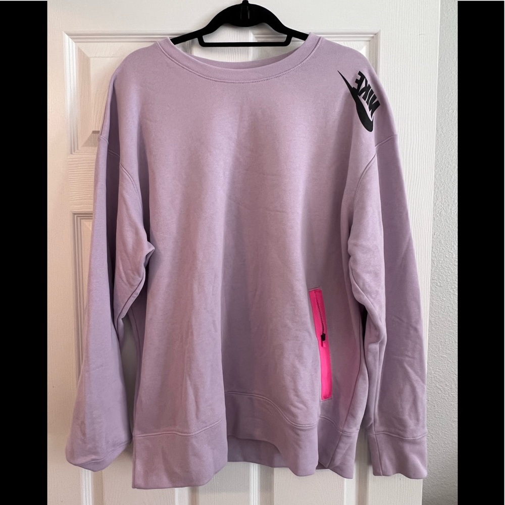 Brand new Nike sweatshirt L